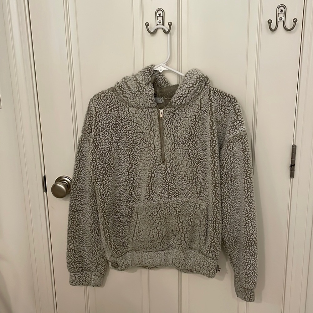 Sherpa quarter zip